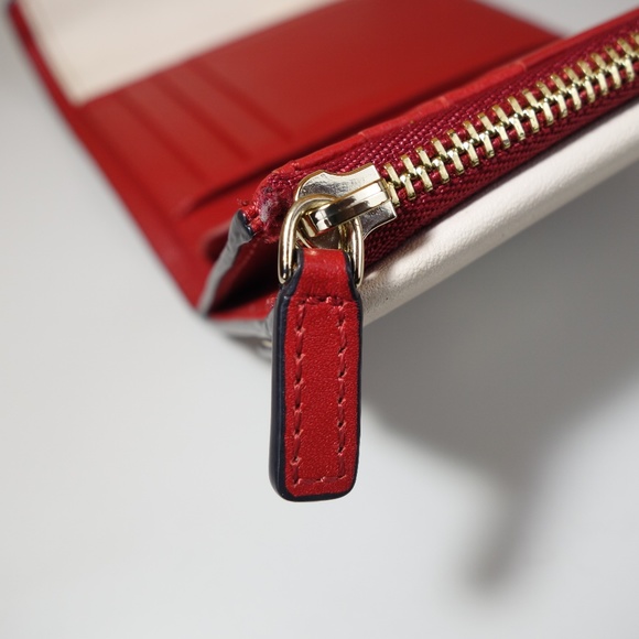 MCM Patricia Three Fold Brown & Red Visetos Leather Push Lock Wallet, Sz Medium - Picture 9 of 16